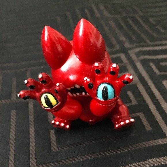 GRAPE BRAIN Hell's Cat Onigiri Maroon Version Gachapon Capsule Toy - Picture 2 of 13